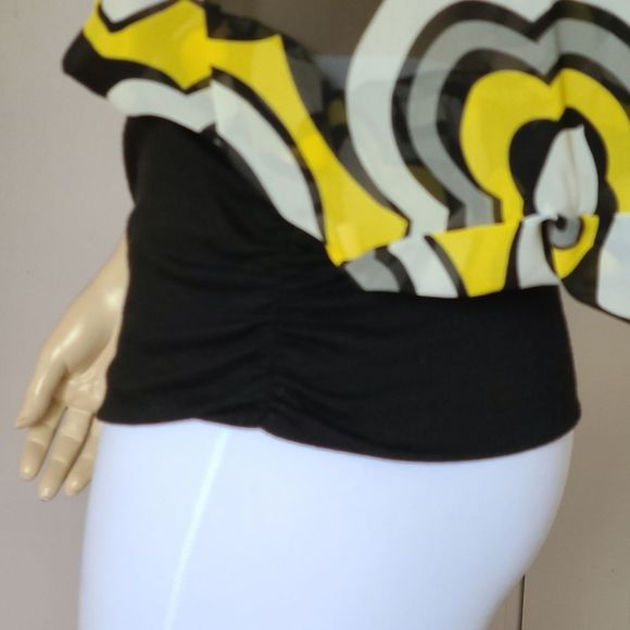 Bright Swirl Summer Blouse - Picture 6 of 7